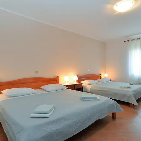Apartment Marija 1089 *