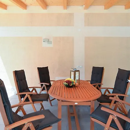 Apartment Marija 1089 *